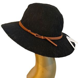 Treasure & Bond Woman’s Adjustable Black Sun Hat